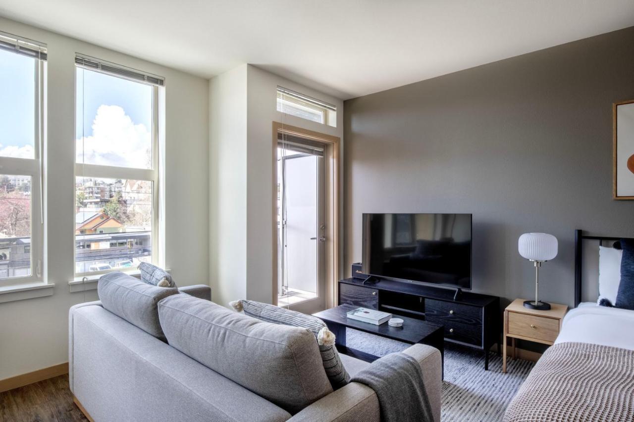 Apartment Wallingford W Pets Wd Nr Dining Bars Sea-562 Seattle